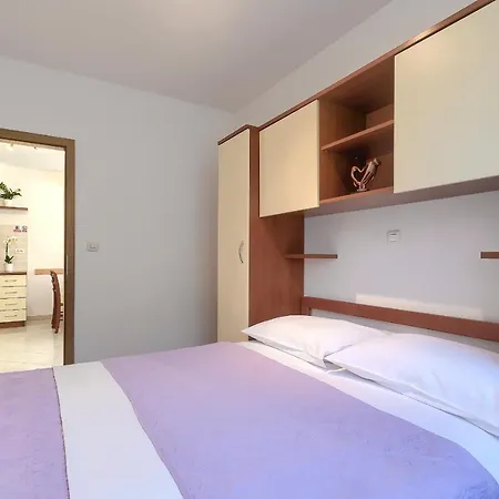 Gilly 1 Apartman *